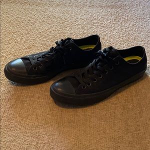 Black chucks size 11